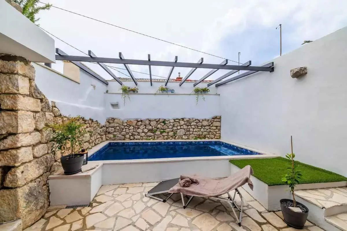 Holiday Home In Grizane 51206