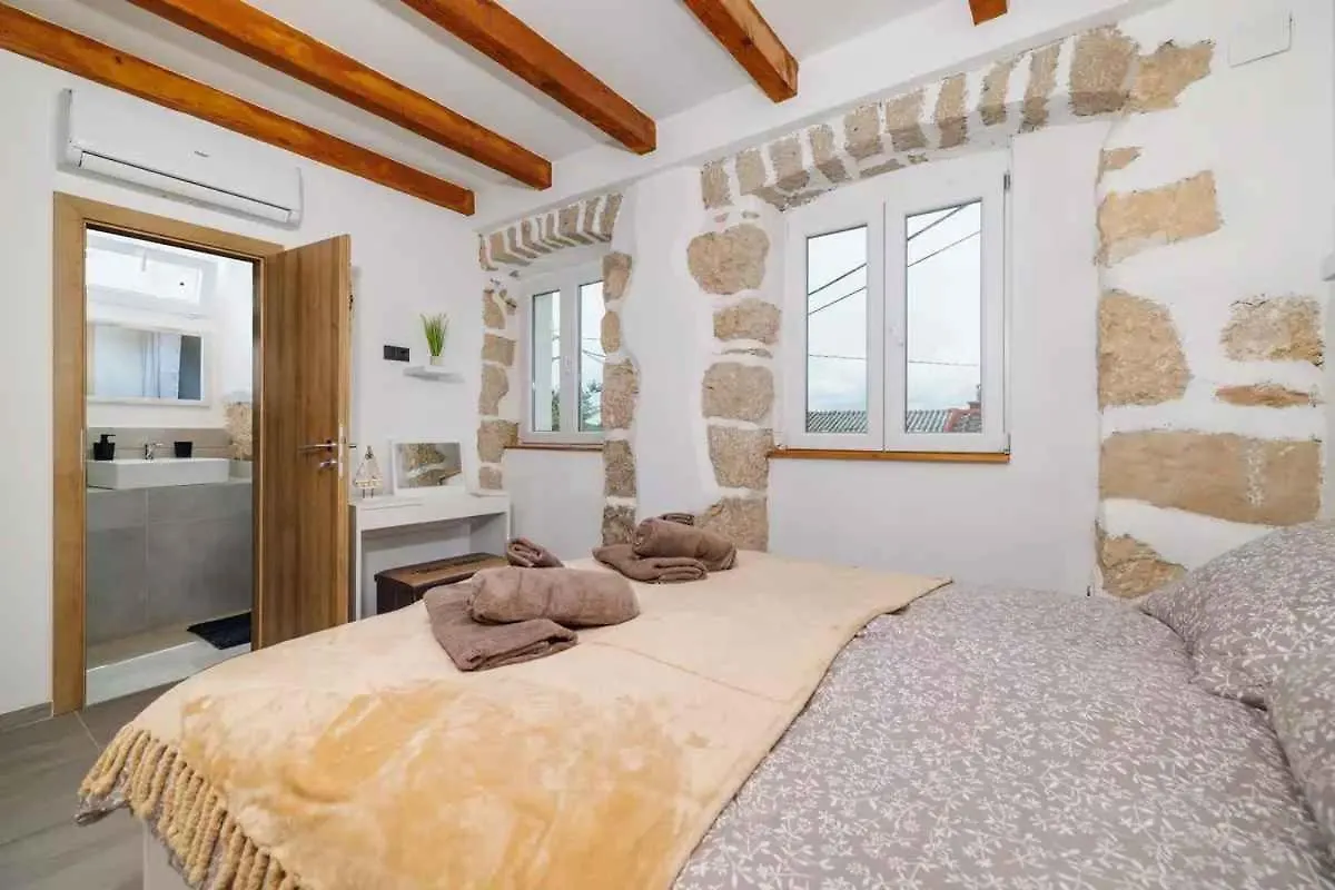 Holiday Home In Grizane 51206 Grizane-Belgrad
